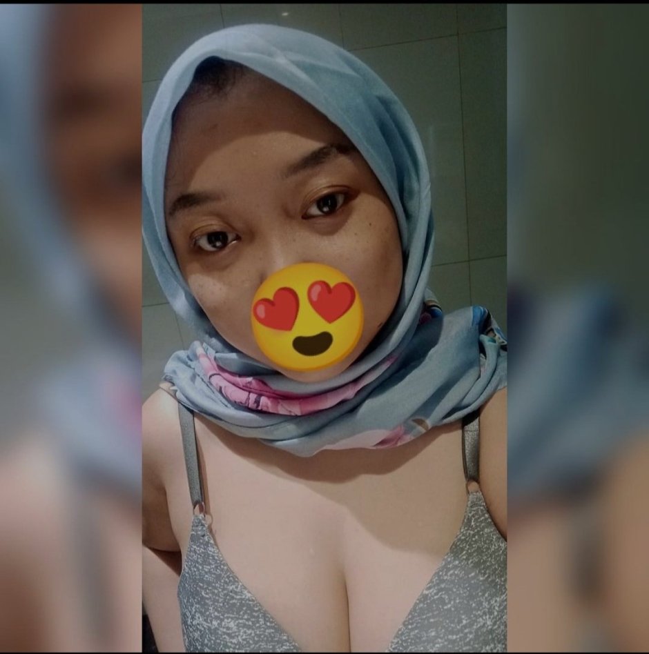 Hijab Trending 2025 Viral Indo Di Gebj0t Nyampe Maksimal Gadis Hijab Pipis Basah Di Kasur