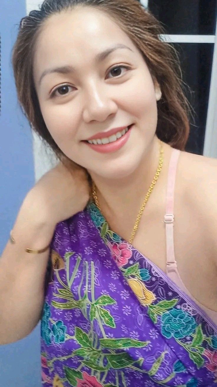 Indonesian Hijab Viral Tatapan Membara, Hasrat Tak Terbendung Janda Top Global